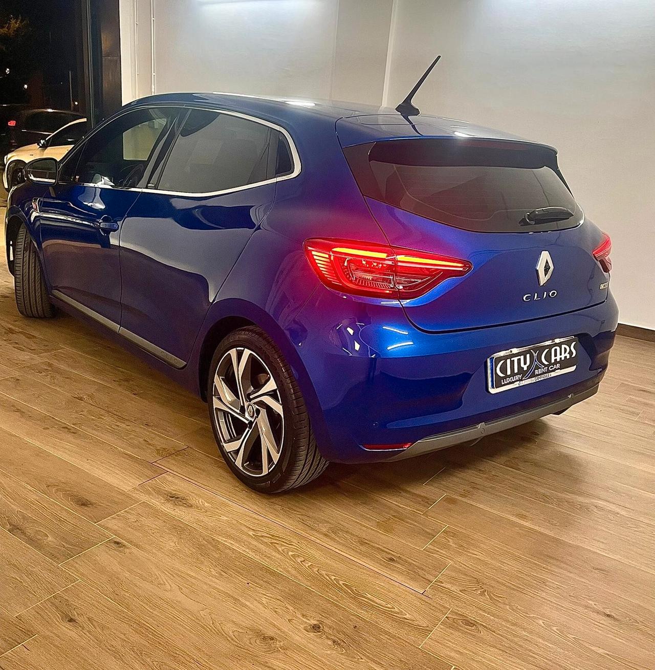 Renault Clio Hybrid E-Tech 140 CV 5 porte R.S. Line