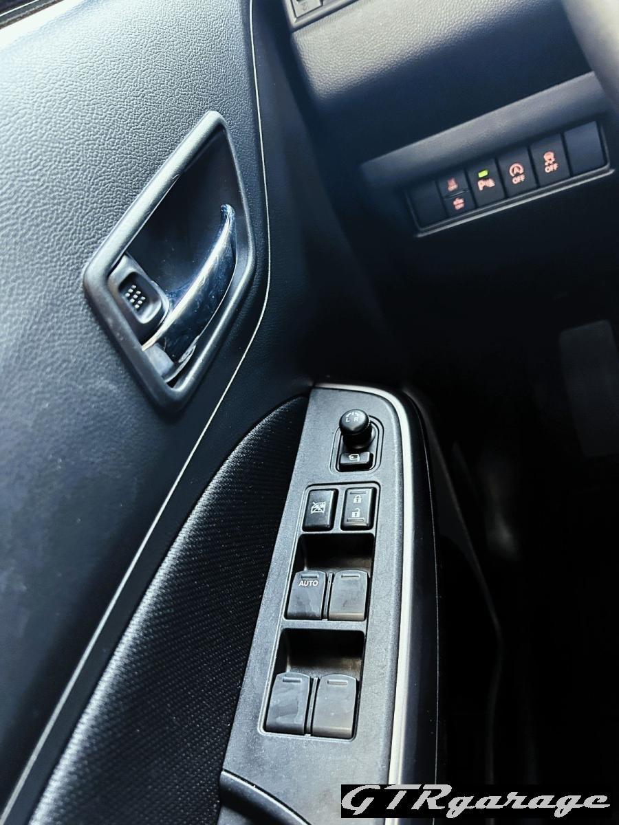 SUZUKI - Swift - 1.2 Hybrid Top SOLO 44000 KM