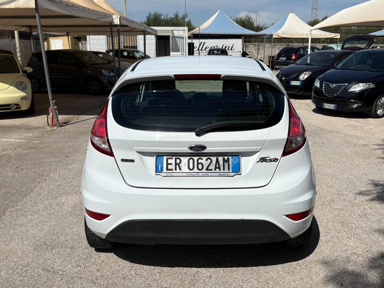 Ford Fiesta 1.5 TDCi 75CV 5 porte Titanium