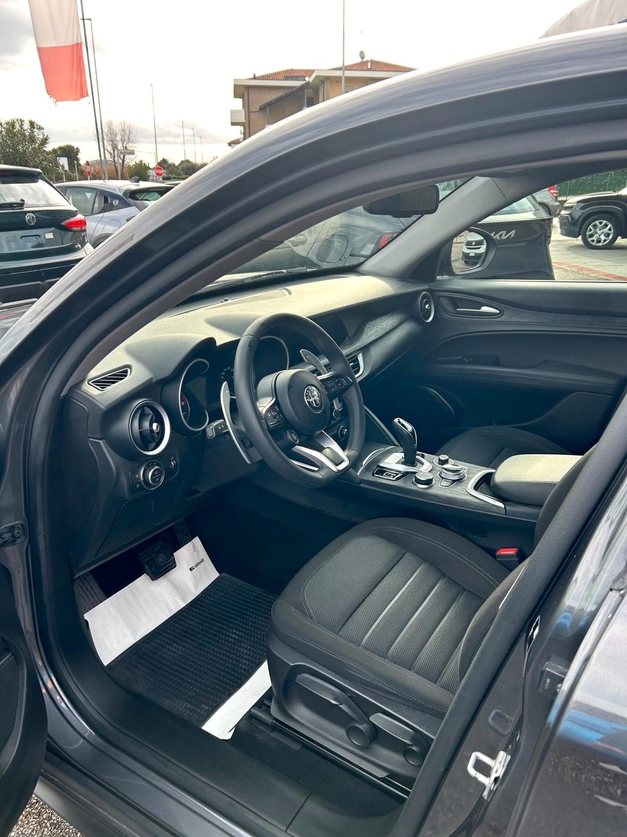 Alfa Romeo Stelvio 2.2 Turbodiesel 190 CV AT8 Q4 Business
