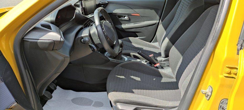 Peugeot 208 1.2 5p. Active Km52700
