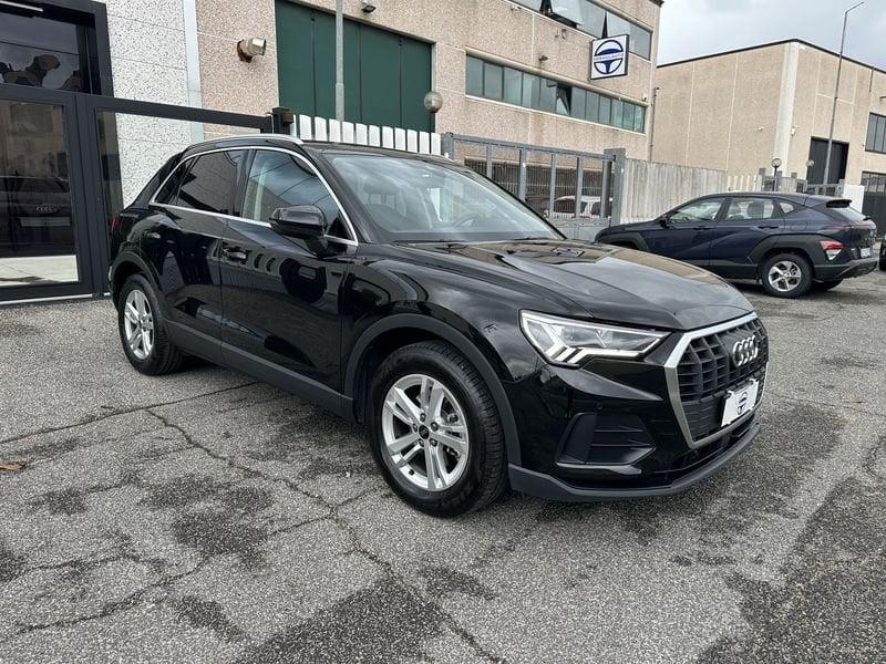 Audi Q3 Q3 35 2.0 tdi Business s-tronic