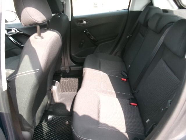 Peugeot 208 BlueHDi 75 5 porte Allure