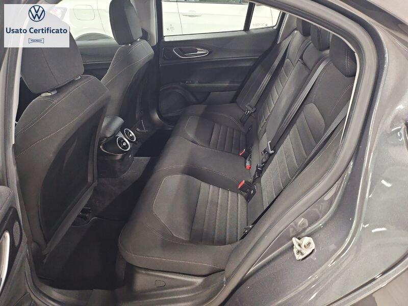 Alfa Romeo Giulia Giulia 2.2 Turbodiesel 136 CV AT8 Business