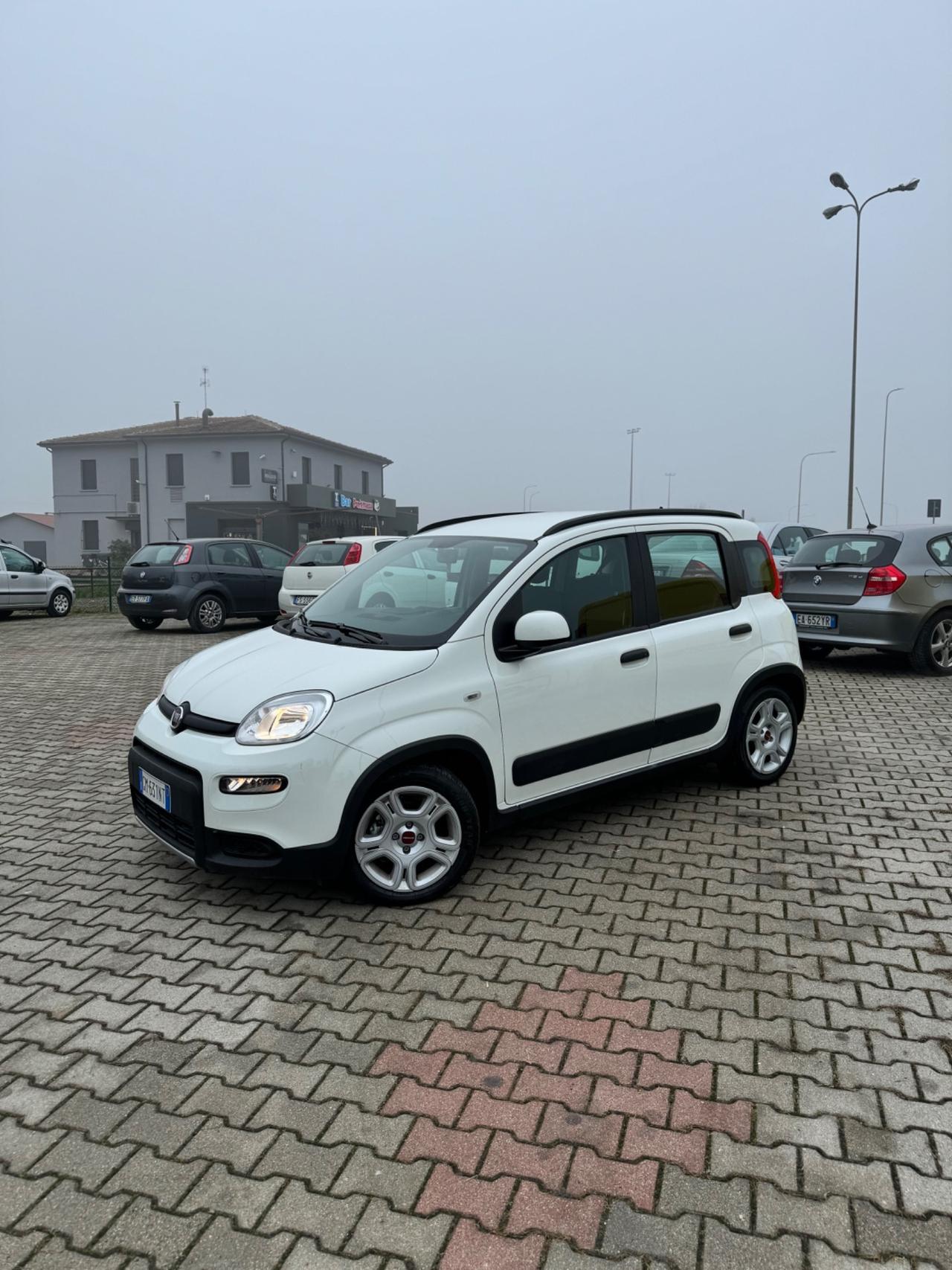 Fiat Panda 1.0 FireFly S&S Hybrid City Cross