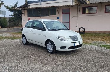 Lancia Ypsilon 1.2 69 CV DIVA