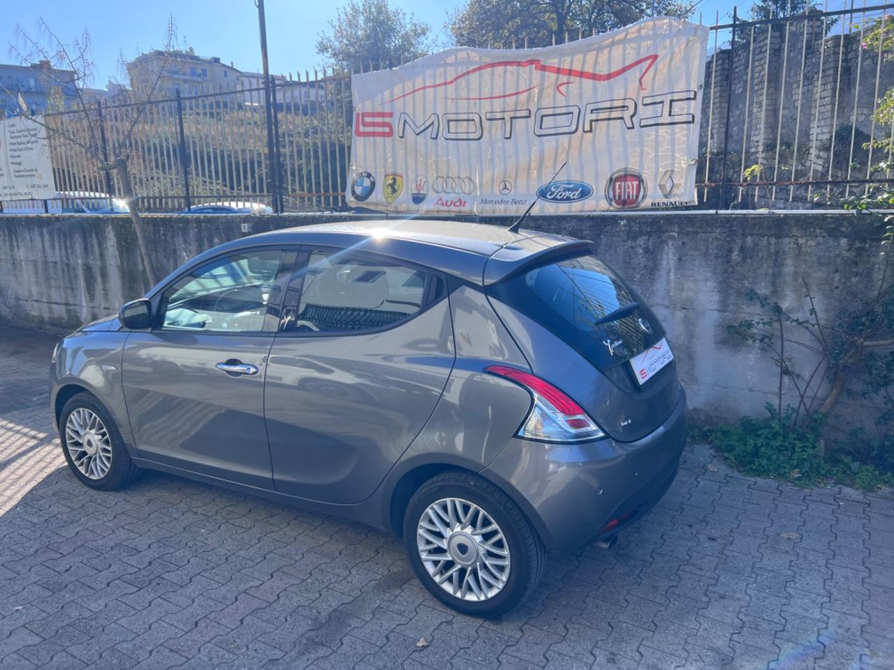 Lancia Ypsilon 1.3 MJT 16V 95 CV 5 porte S&S Gold Blockshaft