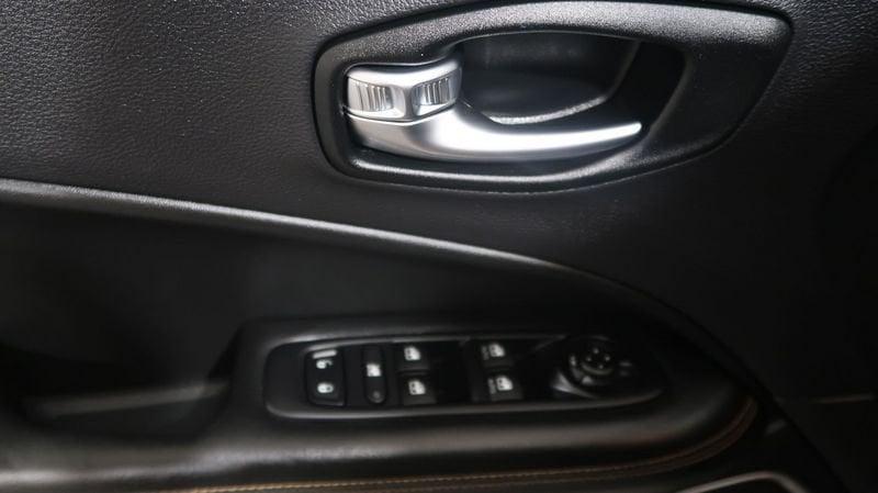 Jeep Compass 1.6 Multijet II 2WD Limited #RETRO CAMERA#CARPLAY#NAVI#