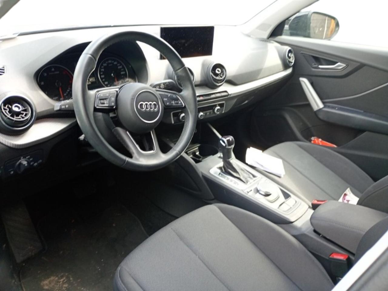 Audi Q2 I 30 2.0 tdi Business s-tronic