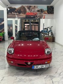 Alfa Romeo Spider 2.0i