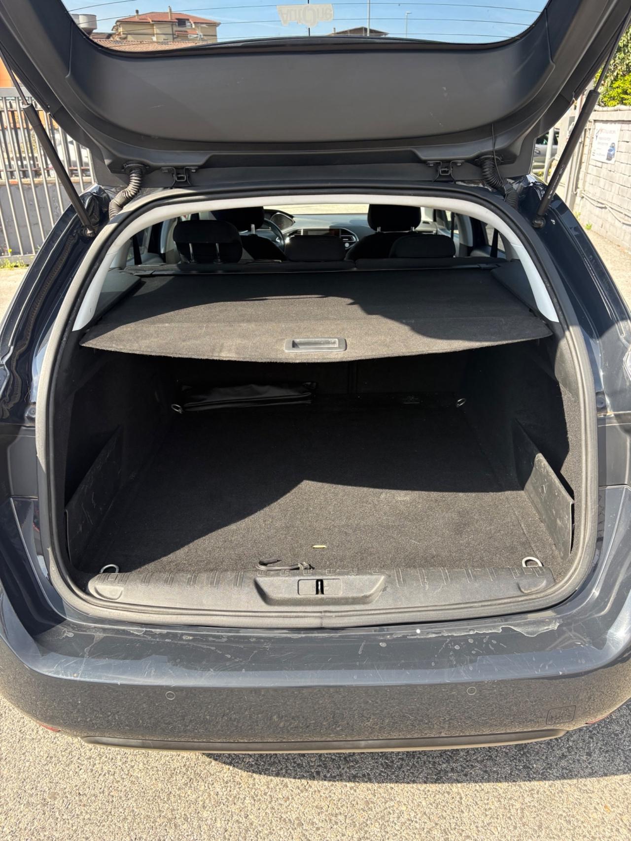 Peugeot 308 BlueHDi 180 S&S EAT6 SW GT