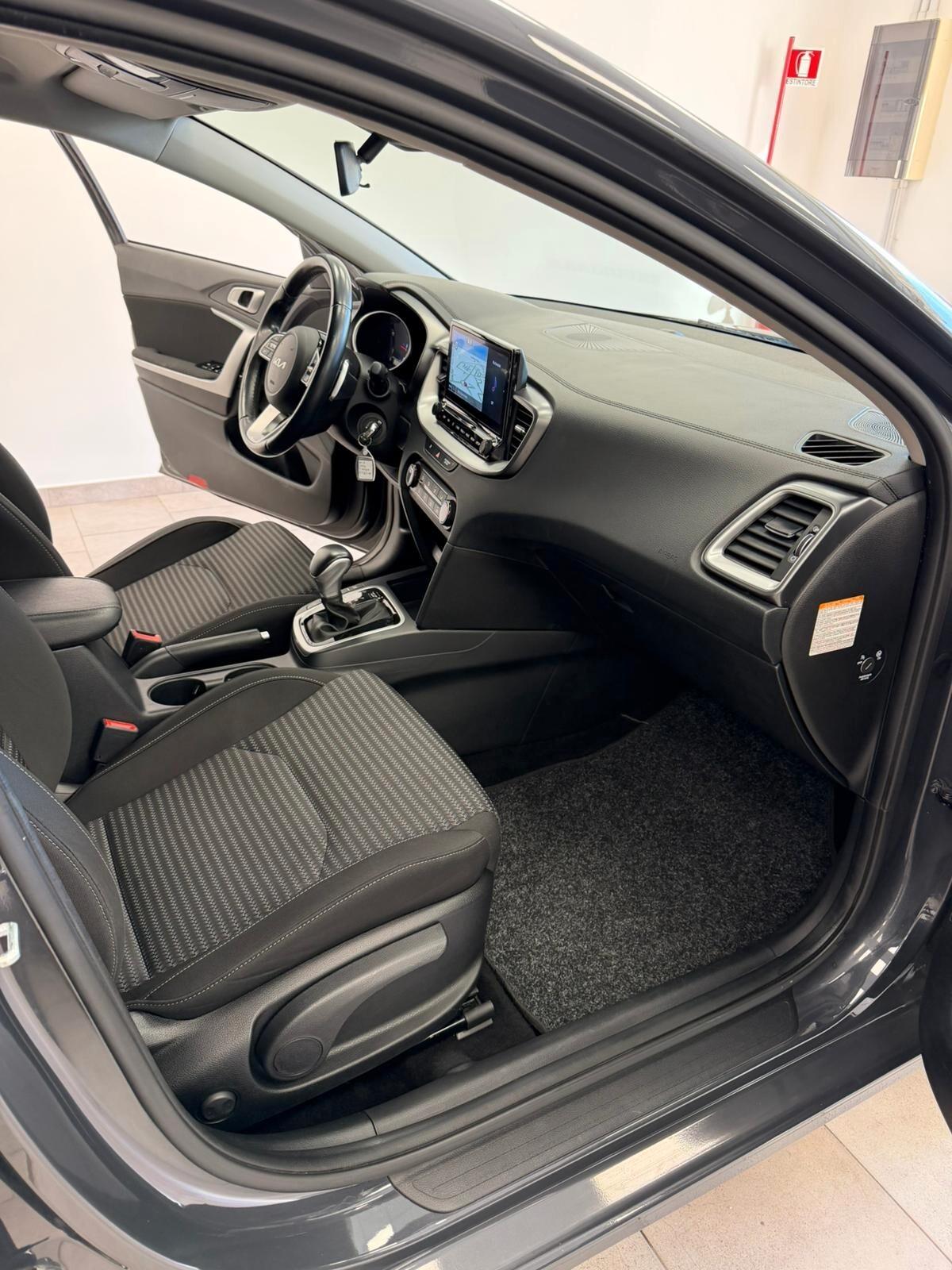 Kia Ceed Sportswagon 1.6 CRDi 136 CV MHEV DCT SW Business