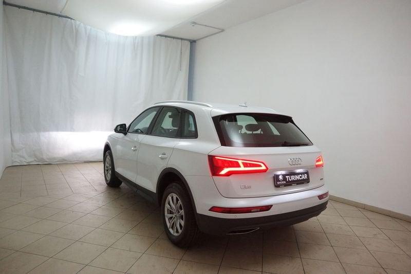 Audi Q5 35 TDI quattro S tronic Business