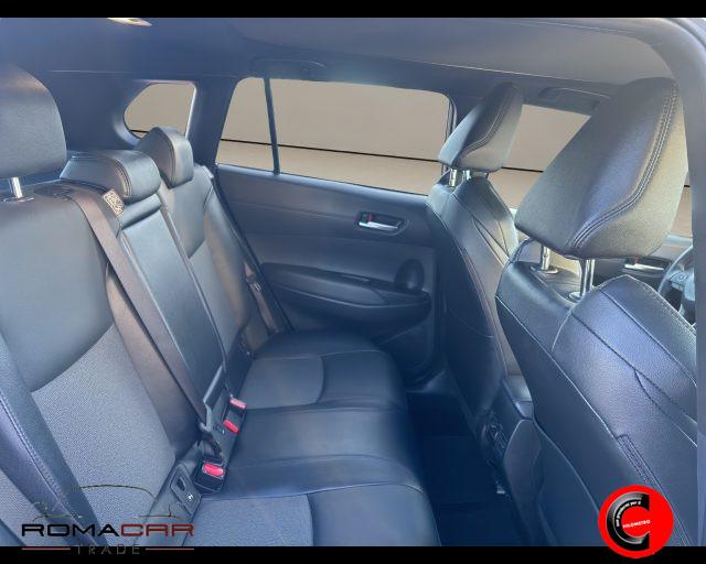 TOYOTA Corolla Cross 2.0 Hybrid 197 CV E-CVT AWD-i Lounge