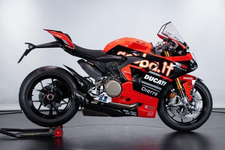 2023 DUCATI PANIGALE V2 BULEGA 2023 WORLD CHAMPION REPLICA - RDS01547