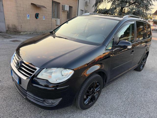 VOLKSWAGEN Touran 2.0TDI Highline senza nessun lavoro da fare