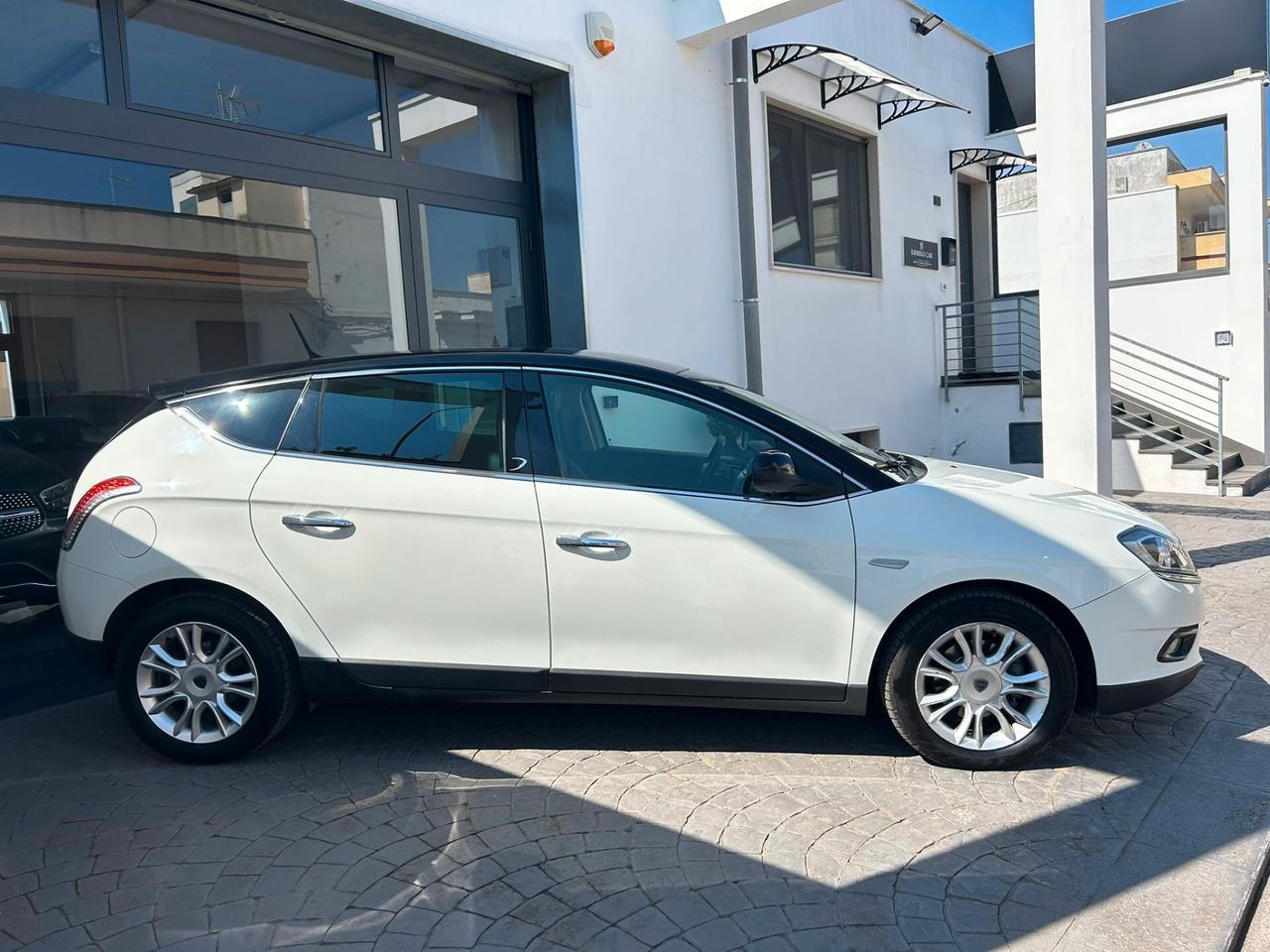 Lancia Delta 1.6 MJ 120 Cv GOLD - 2012