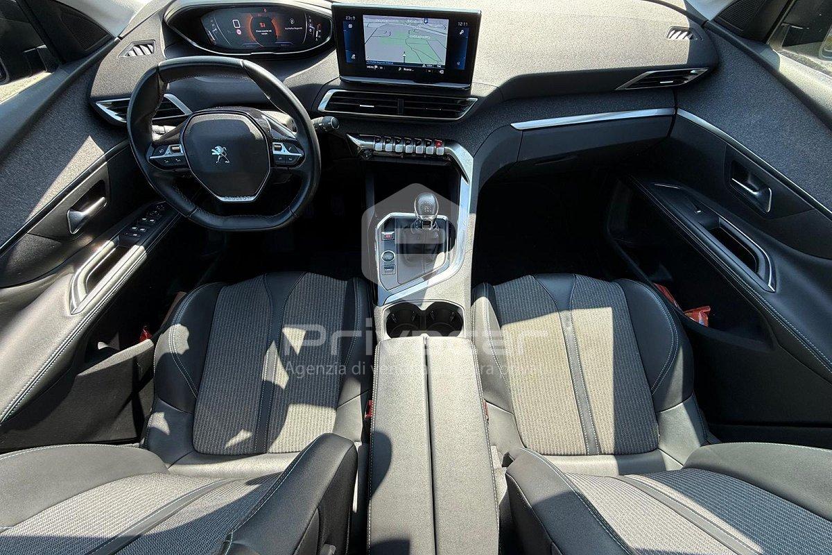 PEUGEOT 5008 PureTech Turbo 130 S&S Allure Pack