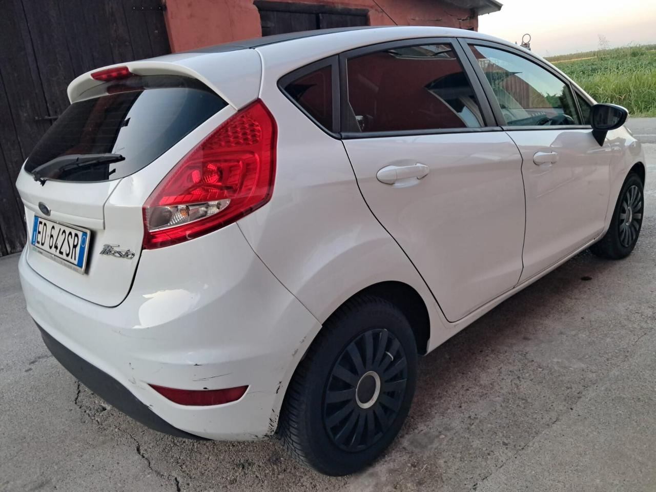 Ford Fiesta 1.4 TDCi 5p. Titanium neopatentati