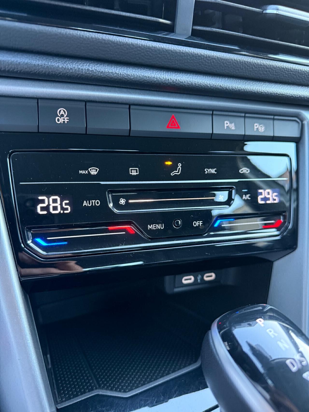 Volkswagen T-Roc 2.0 TDI SCR 150 CV DSG R-Line 2023