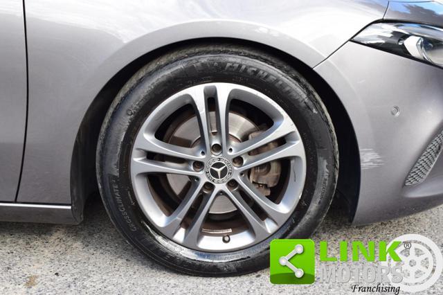 MERCEDES-BENZ A 180 d Automatic Business