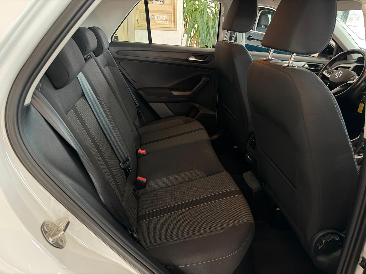 Volkswagen T-Roc 1.5cc 150Cv tsi dsg