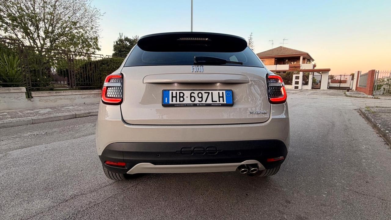 Fiat 600 Hybrid 145 CV DCT MHEV Icon