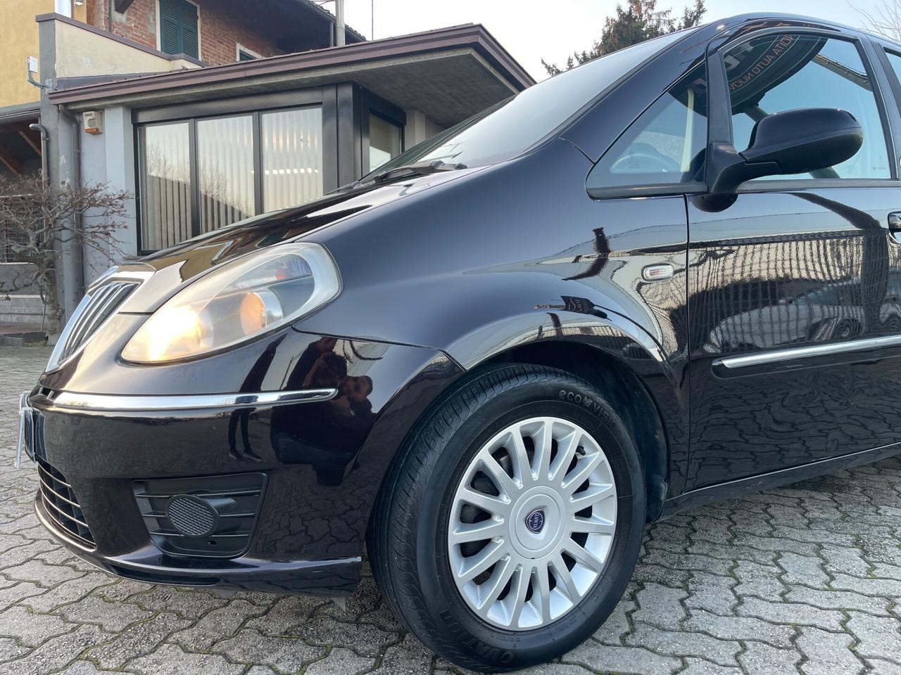 Lancia MUSA 1.4 8V Ecochic (GPL) Diva