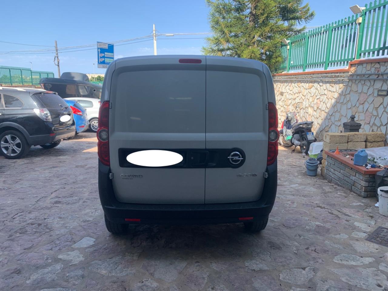 Opel Combo Opel Combo 1.3 CDTI L2H1 2,4t