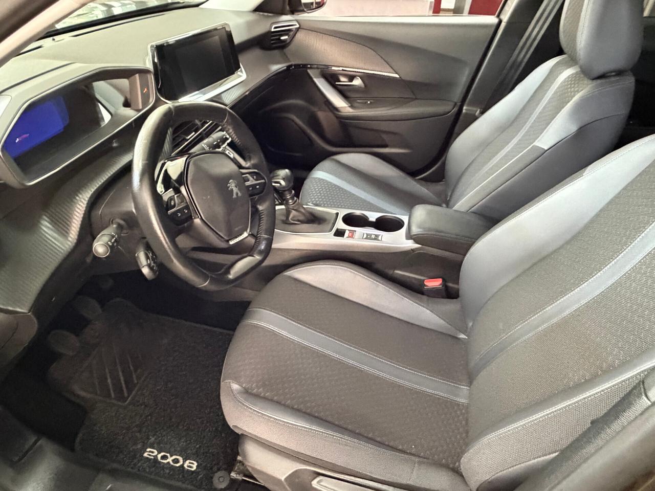 Peugeot 2008 PureTech 130 S&S Allure - KM 31.000