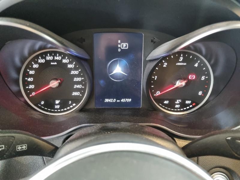 MERCEDES-BENZ GLC 300 D 4MATIC BUSINESS EXTRA AUT. SUV
