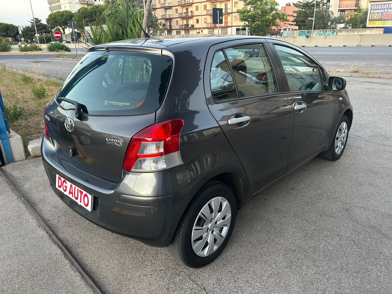 Toyota Yaris 1.3 benzina 2010