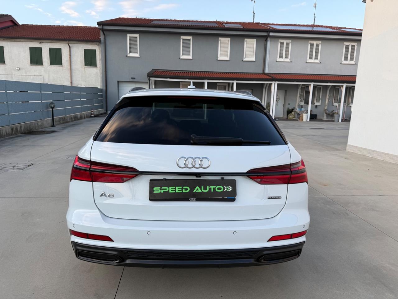 Audi A6 AVANT SLINE INTERNO ESTERNO