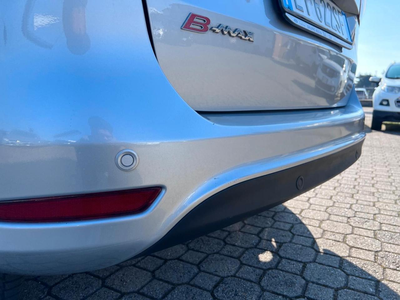 Ford B-Max 1.5 TDCi 75 CV Business Titanium