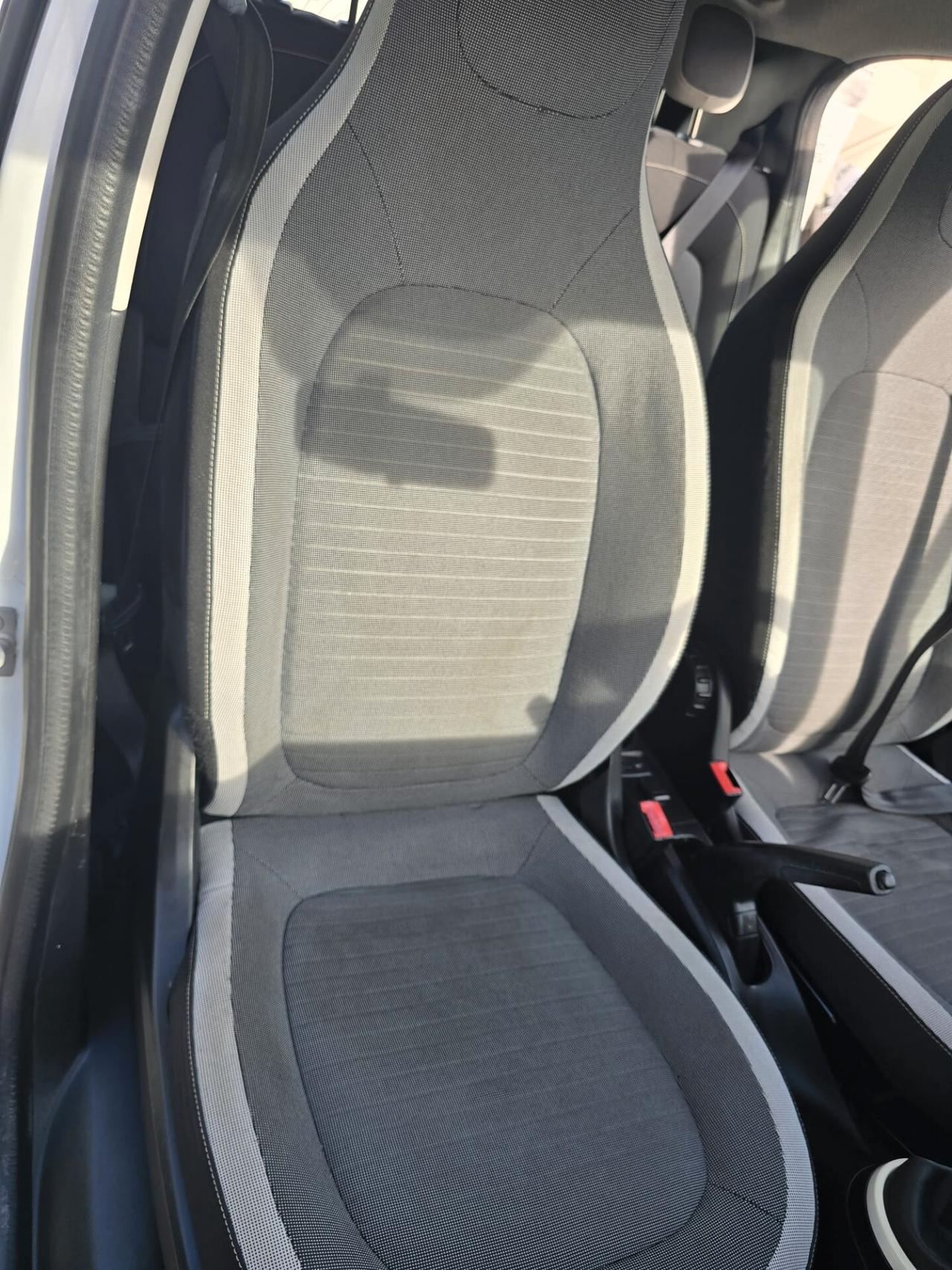 Renault Twingo SCe Stop&Start Lovely2