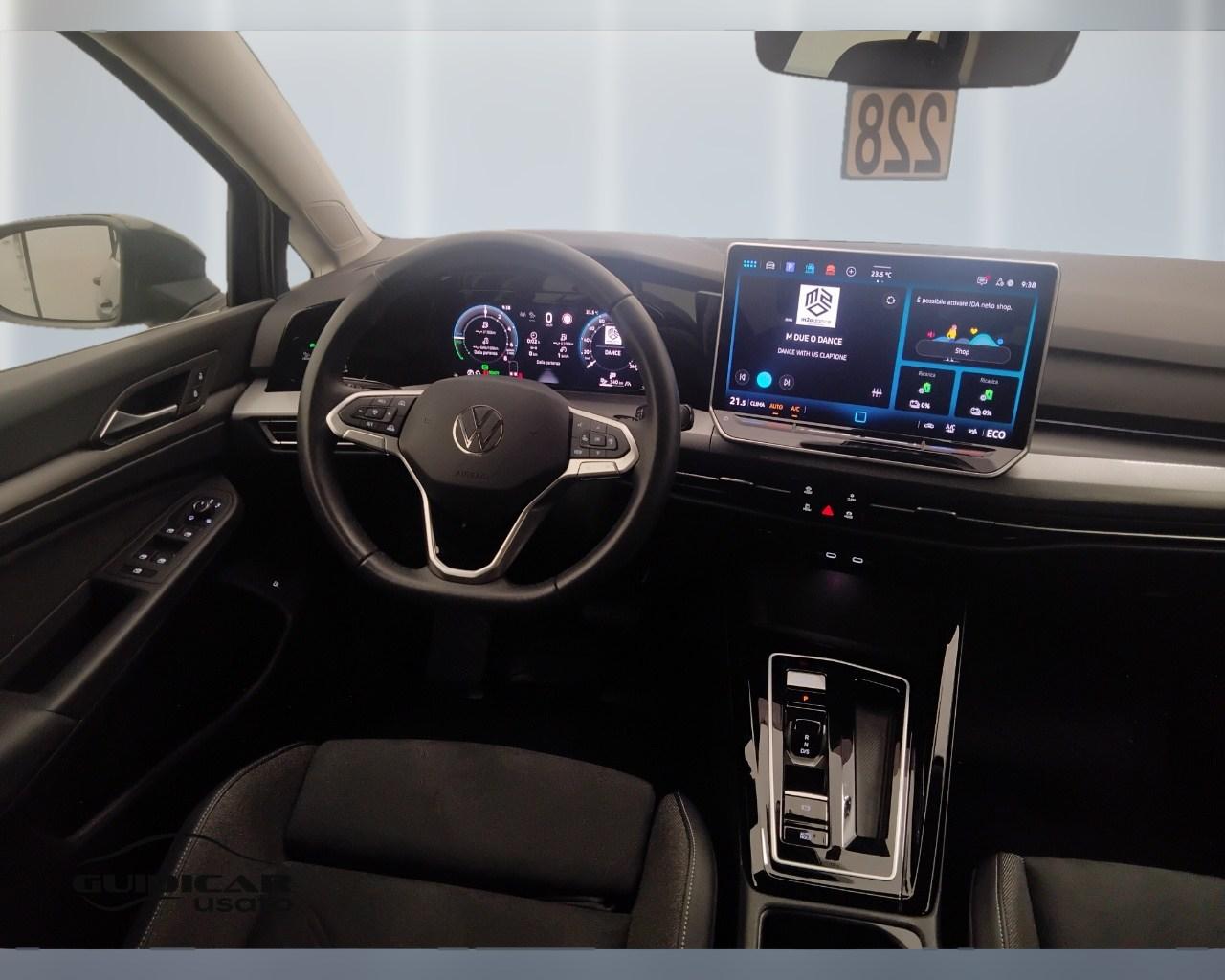 VOLKSWAGEN Golf VIII 2024 - Golf 1.5 tsi ehybrid Style 204cv dsg