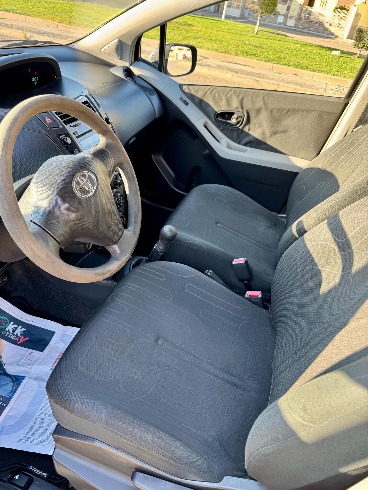 Toyota Yaris 1.0 5 porte Now GPL