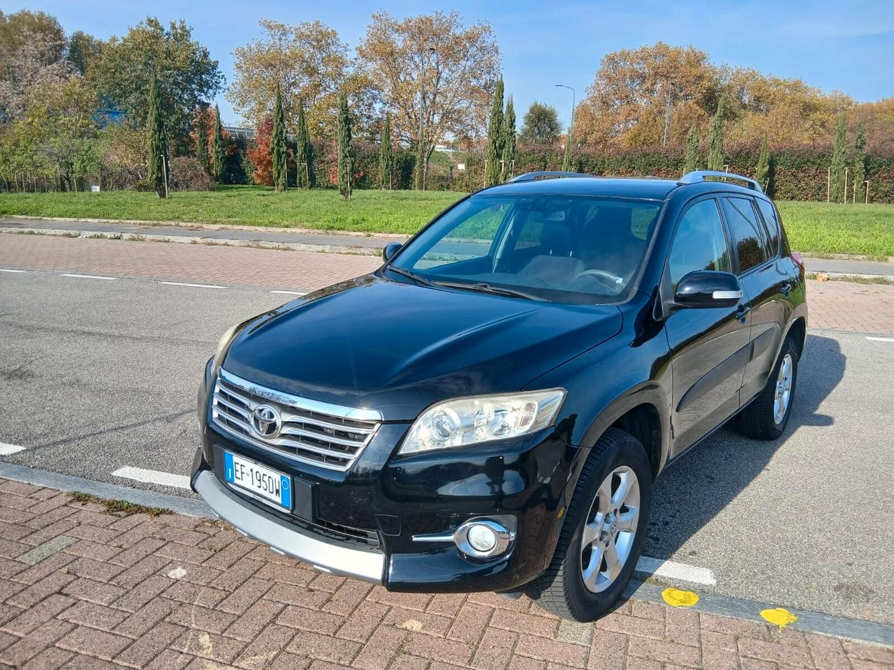 Toyota RAV 4 RAV4 Crossover 2.2 D-4D 150 CV DPF Exclusive