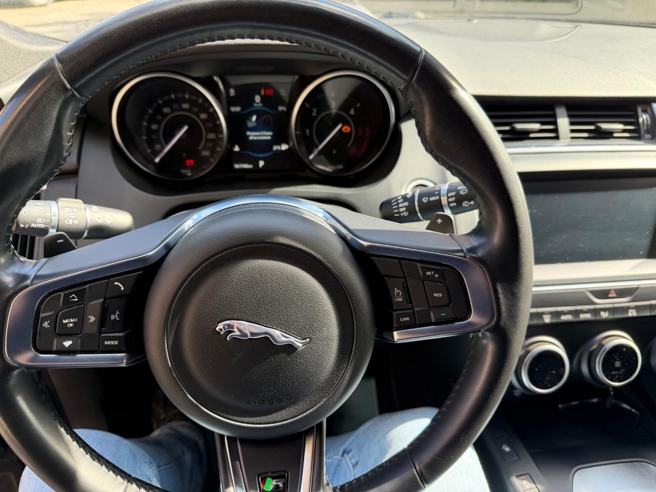 Jaguar E-Pace 2.0D 150 CV AWD R-Dynamic S