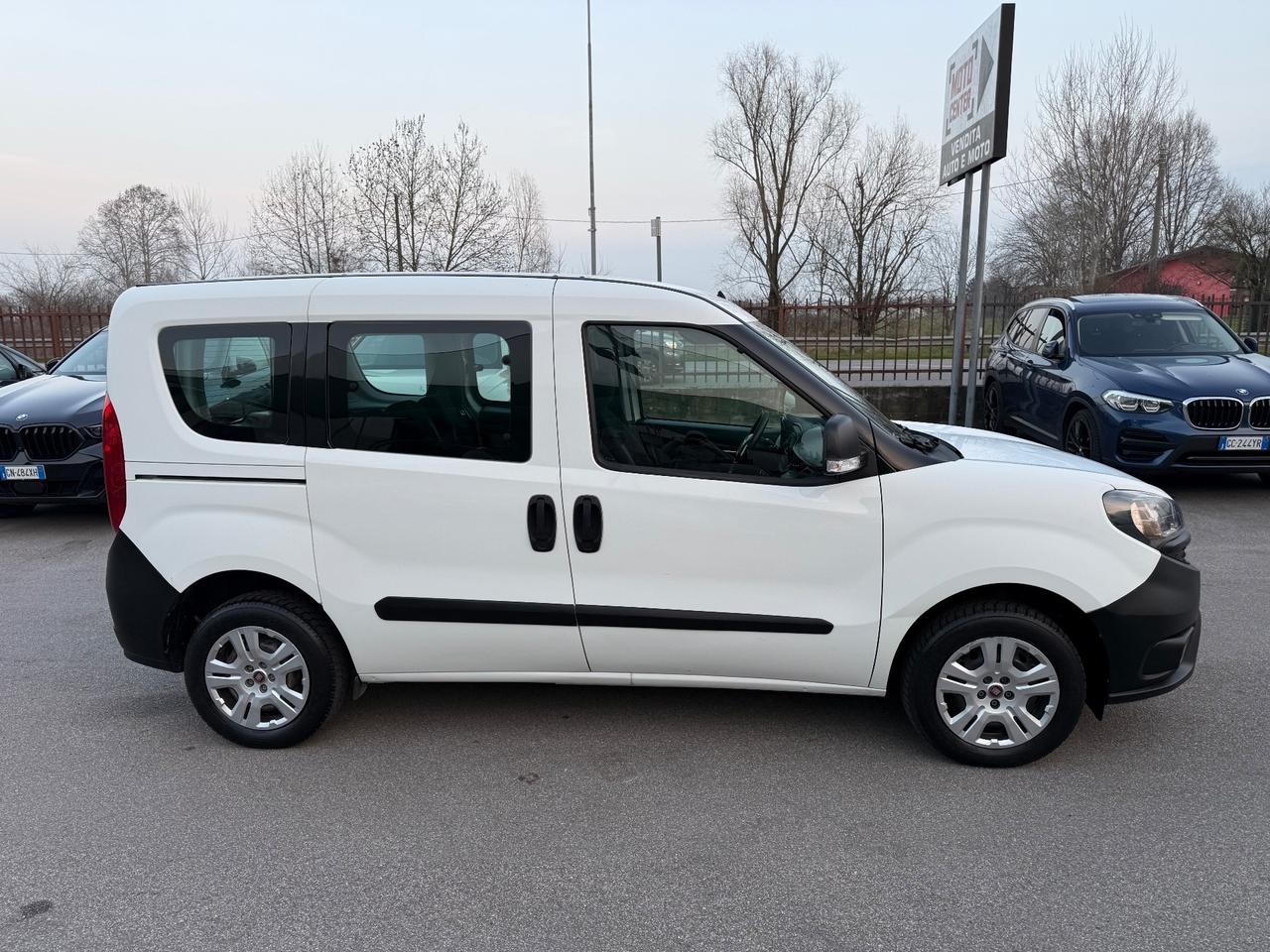Fiat Doblo Combi N1 Autocarro 5 POSTI