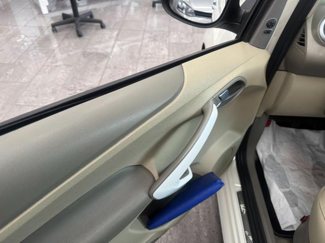 FORD Ka+ 1.2 8V 69CV Titanium