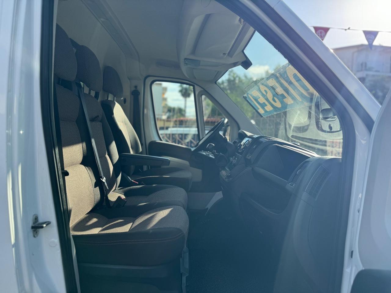 Peugeot Boxer 333 2.0 BlueHDi 130CV PC-TM Furgone