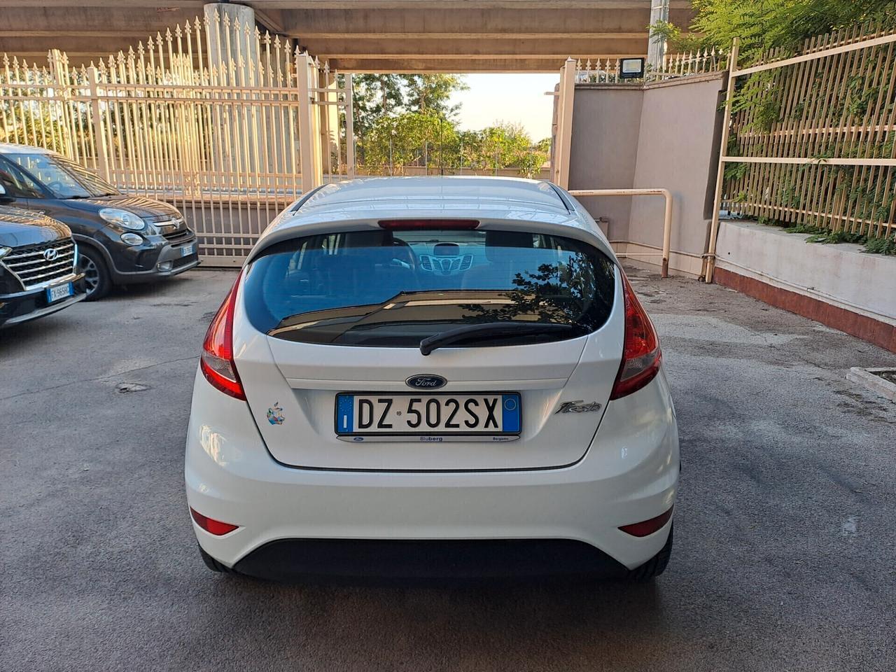 Ford Fiesta 1.4 5 porte Bz.- GPL Titanium