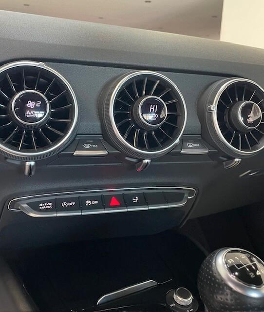 Audi TT Coupé 2.0 TDI ultra S line