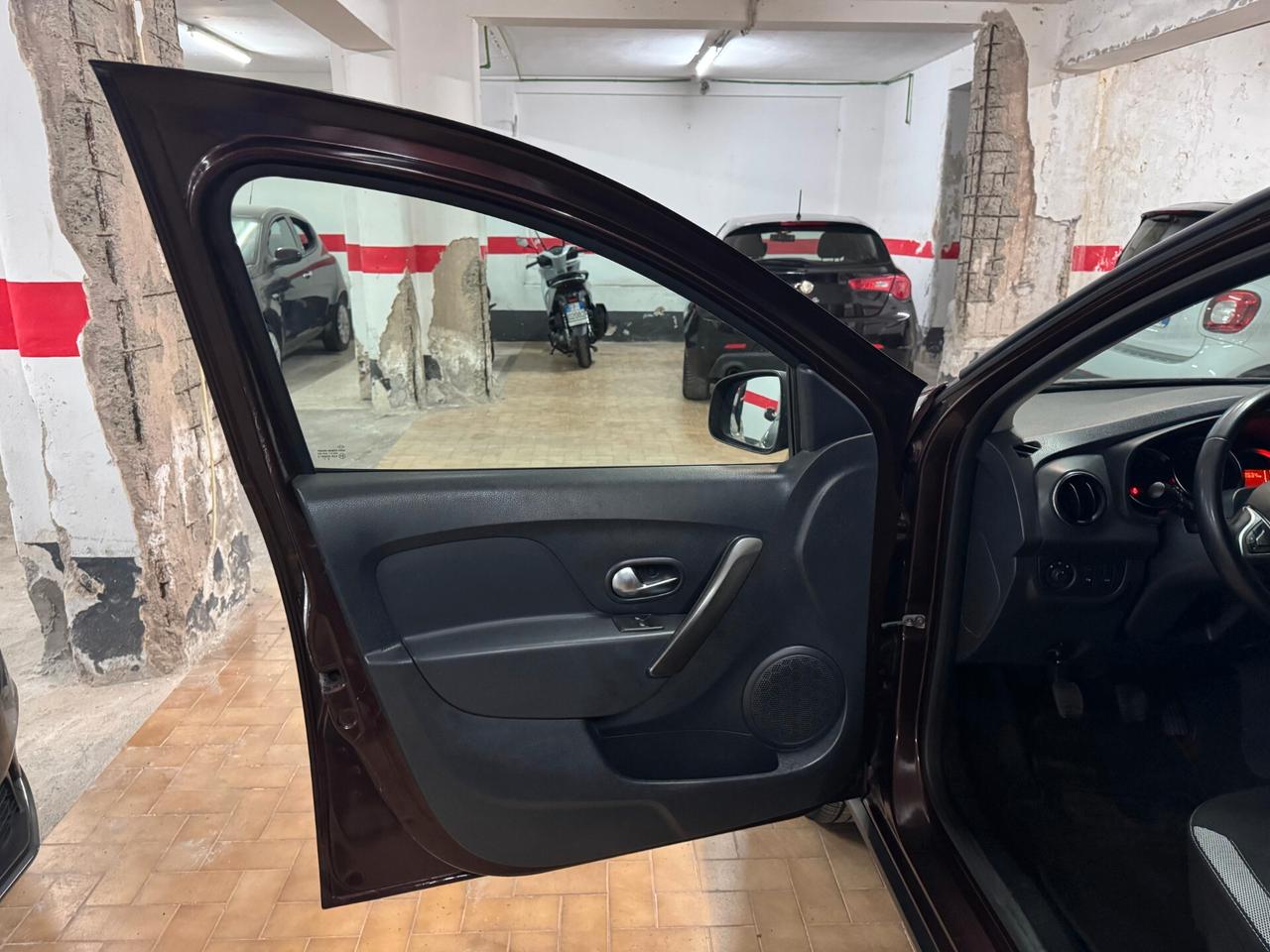 DACIA SANDERO STEPWAY 1.5 dCi – UNICO PROPRIETARIO – CONDIZIONI DA VETRINA!