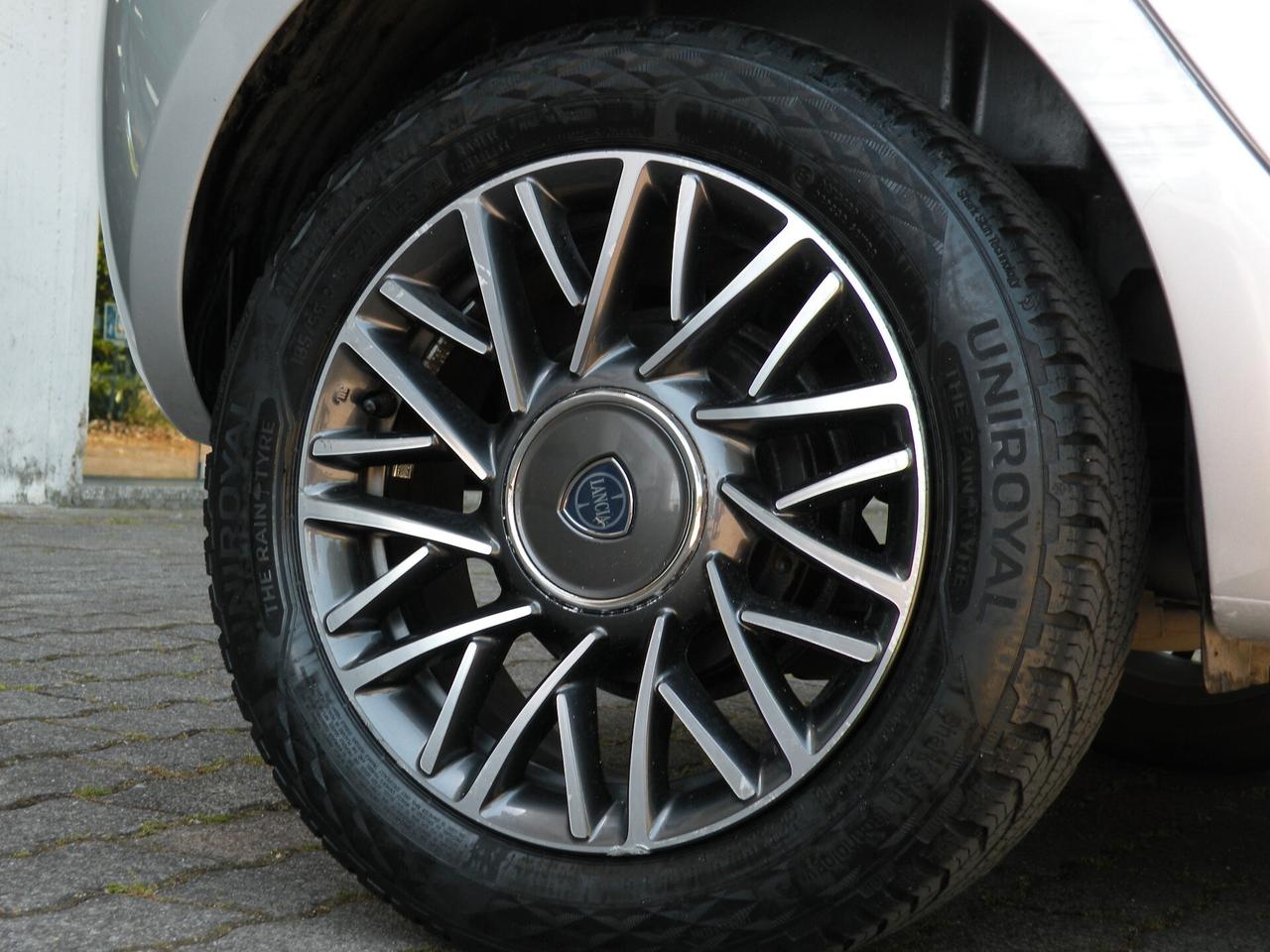 LANCIA YPSILON 1.2 69CV 2016