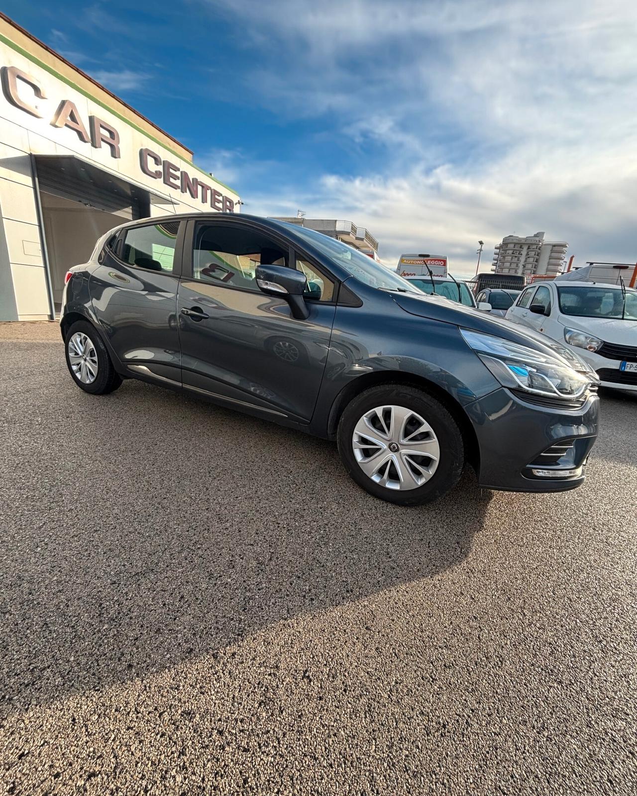 Renault Clio TCe 12V 90 CV GPL 5 porte Business