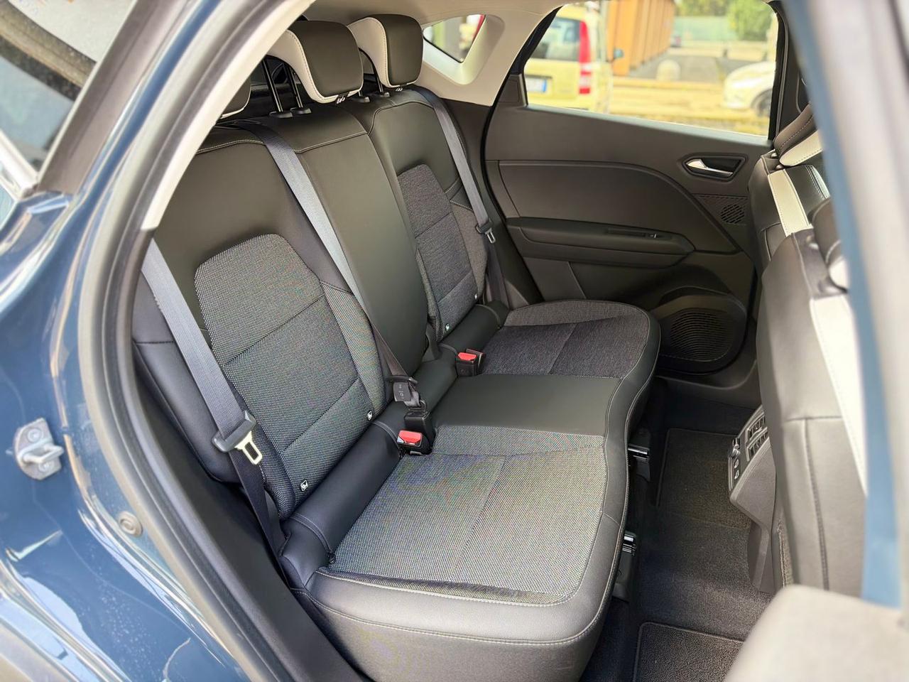 Renault Captur Techno #50795