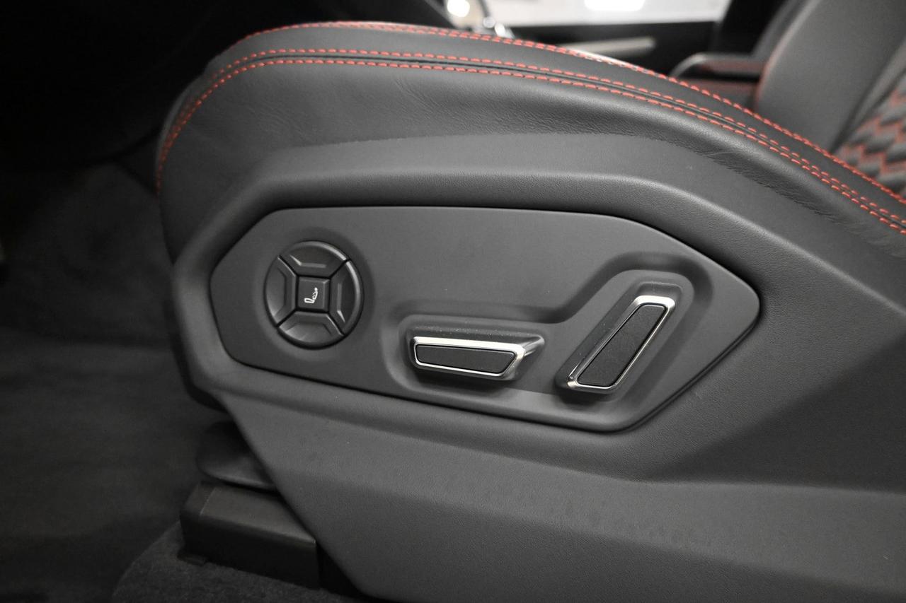 LAMBORGHINI Urus Urus 4.0 S