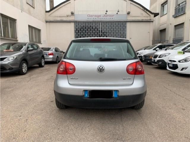 Volkswagen Golf 1.6 16V FSI 5p. Comfortline